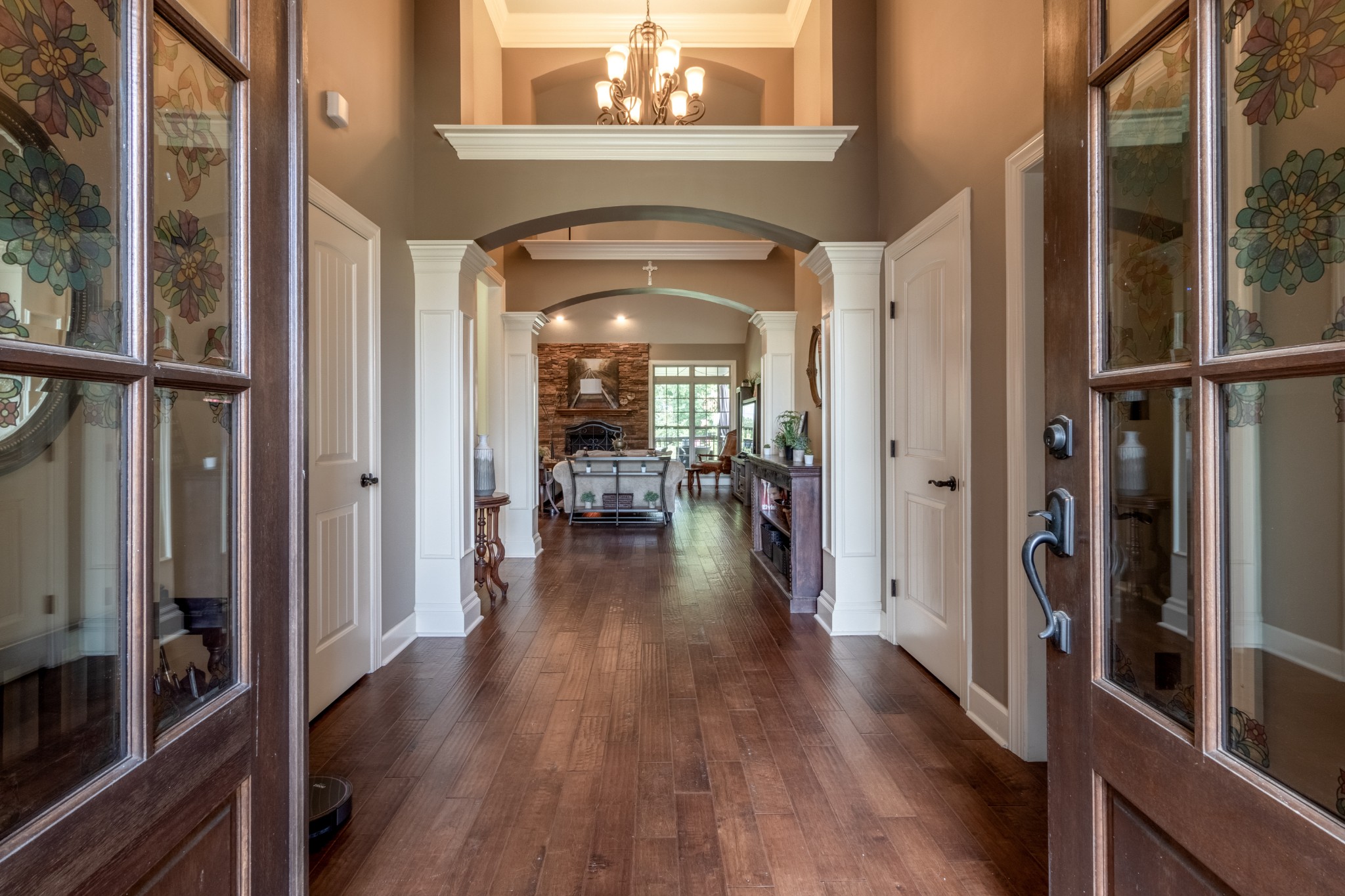 3592 Drake Road Adams, TN 37010 - Photo 7 of 47 a view of a hallway view with wooden floor and furniture