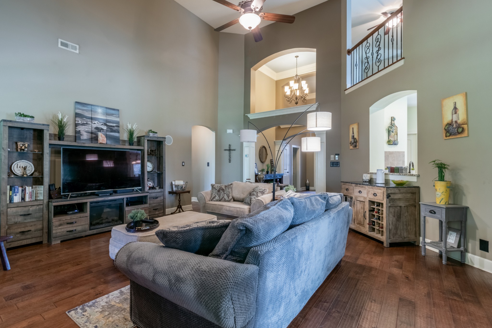 3592 Drake Road Adams, TN 37010 - Photo 9 of 47 a living room with furniture and a flat screen tv