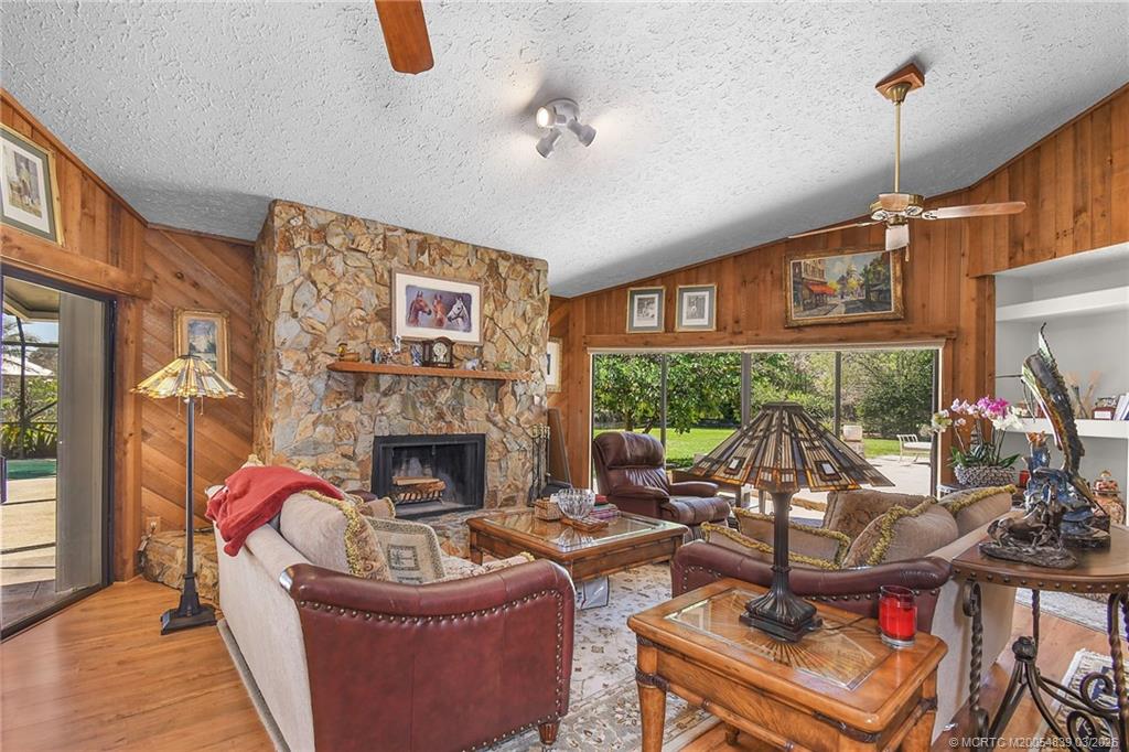 11266 Southwest Meadowlark Circle Stuart, FL 34997 - Photo 15 of 66