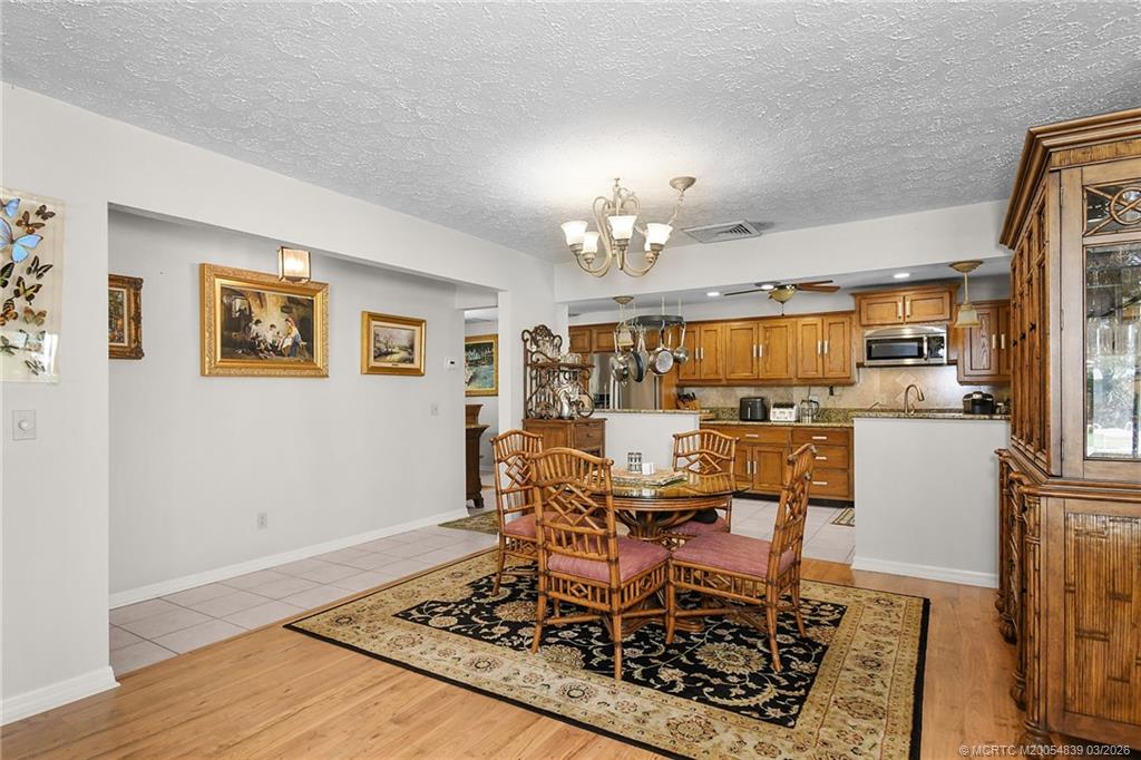 11266 Southwest Meadowlark Circle Stuart, FL 34997 - Photo 16 of 66