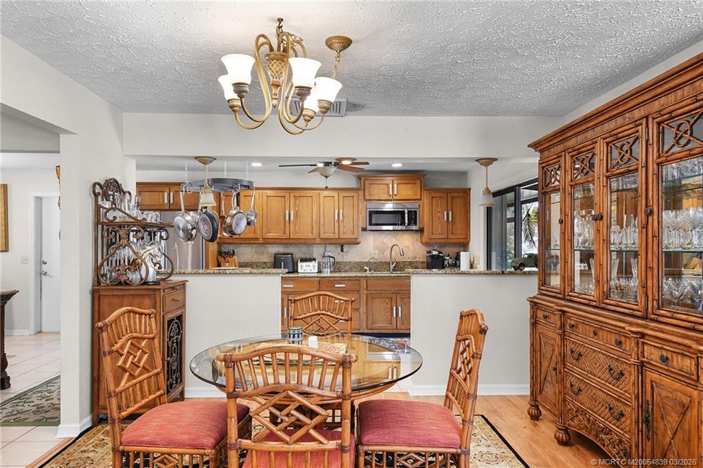 11266 Southwest Meadowlark Circle Stuart, FL 34997 - Photo 17 of 66