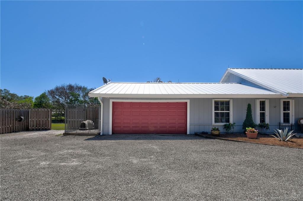 11266 Southwest Meadowlark Circle Stuart, FL 34997 - Photo 7 of 66