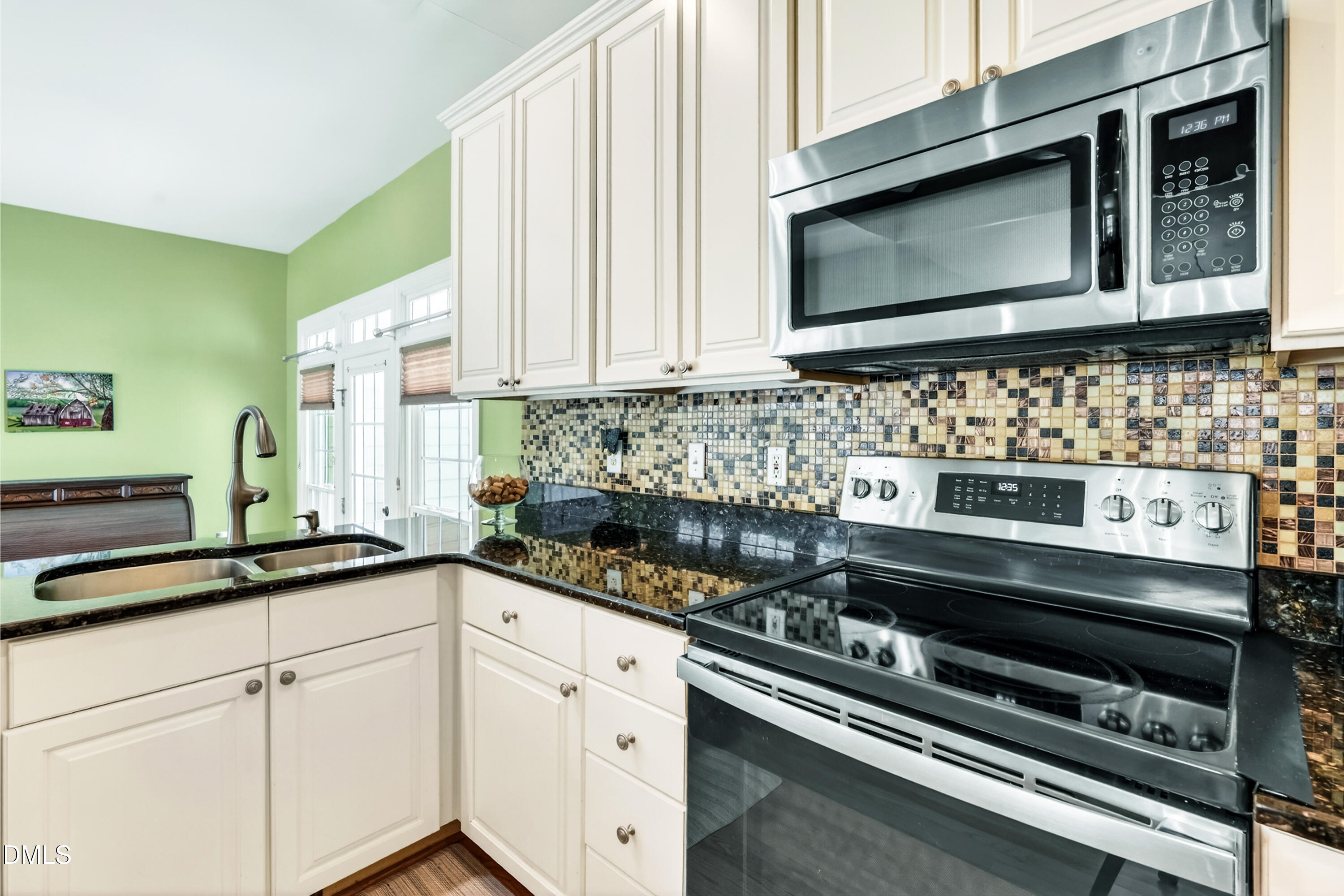 101 Sandy Hook Way Cary, NC 27513 - Photo 23 of 40 Kitchen