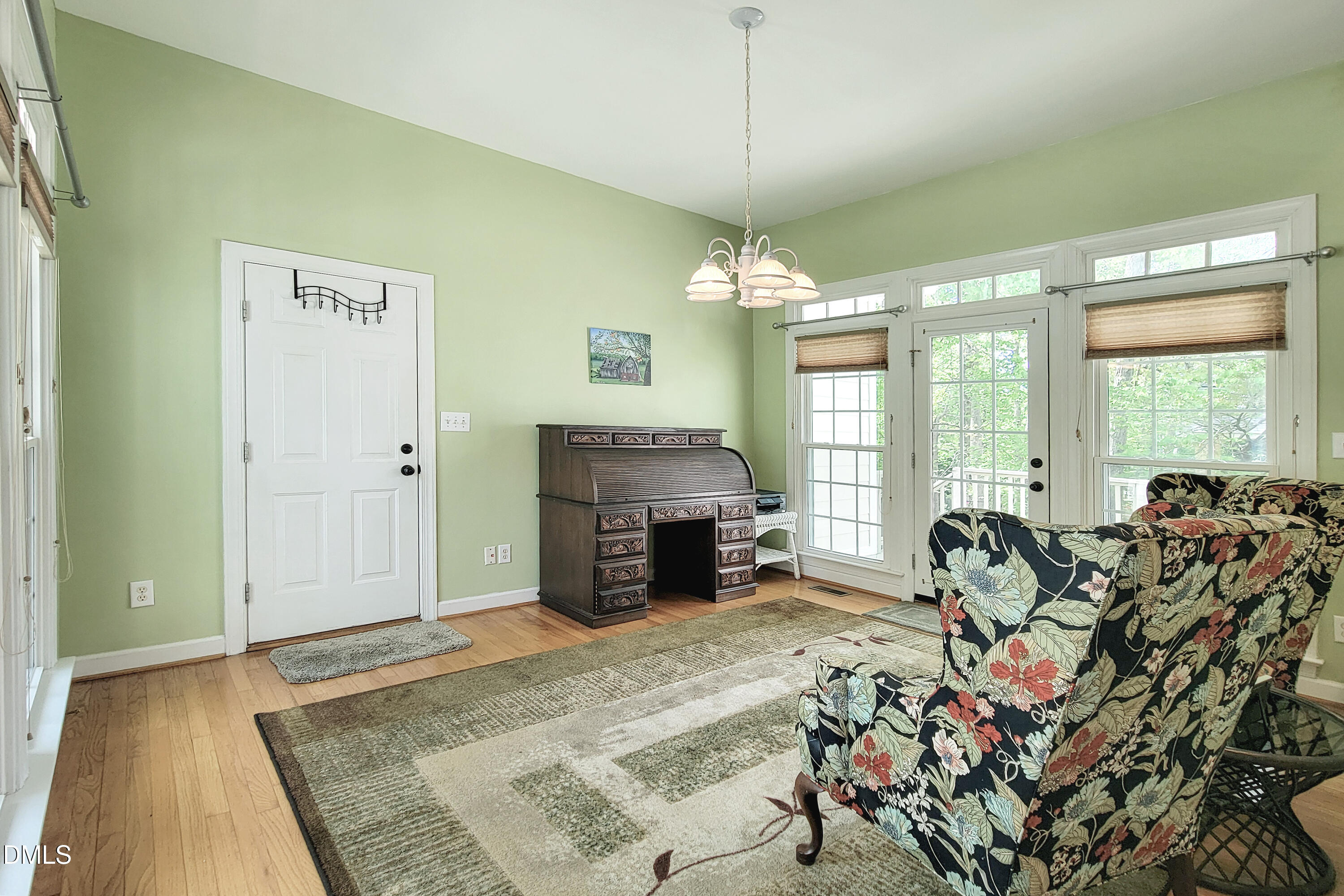 101 Sandy Hook Way Cary, NC 27513 - Photo 24 of 40 a view of a livingroom with furniture window and hardwood floor