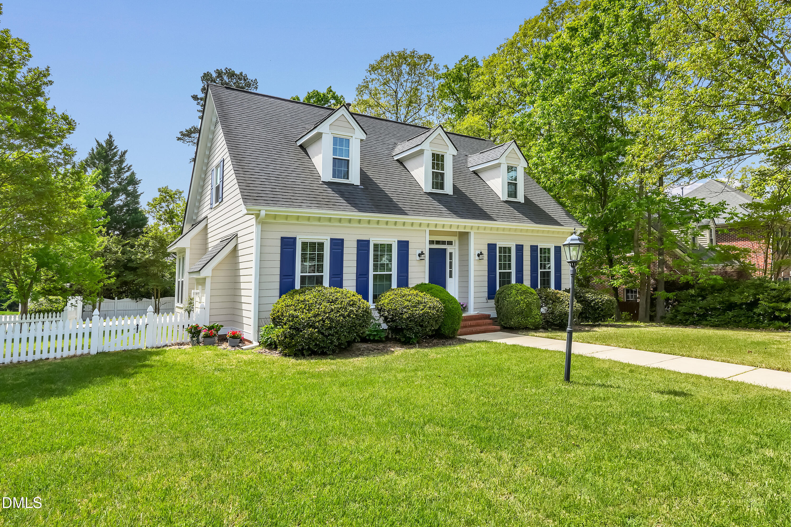101 Sandy Hook Way Cary, NC 27513 - Photo 3 of 40 Exterior Front