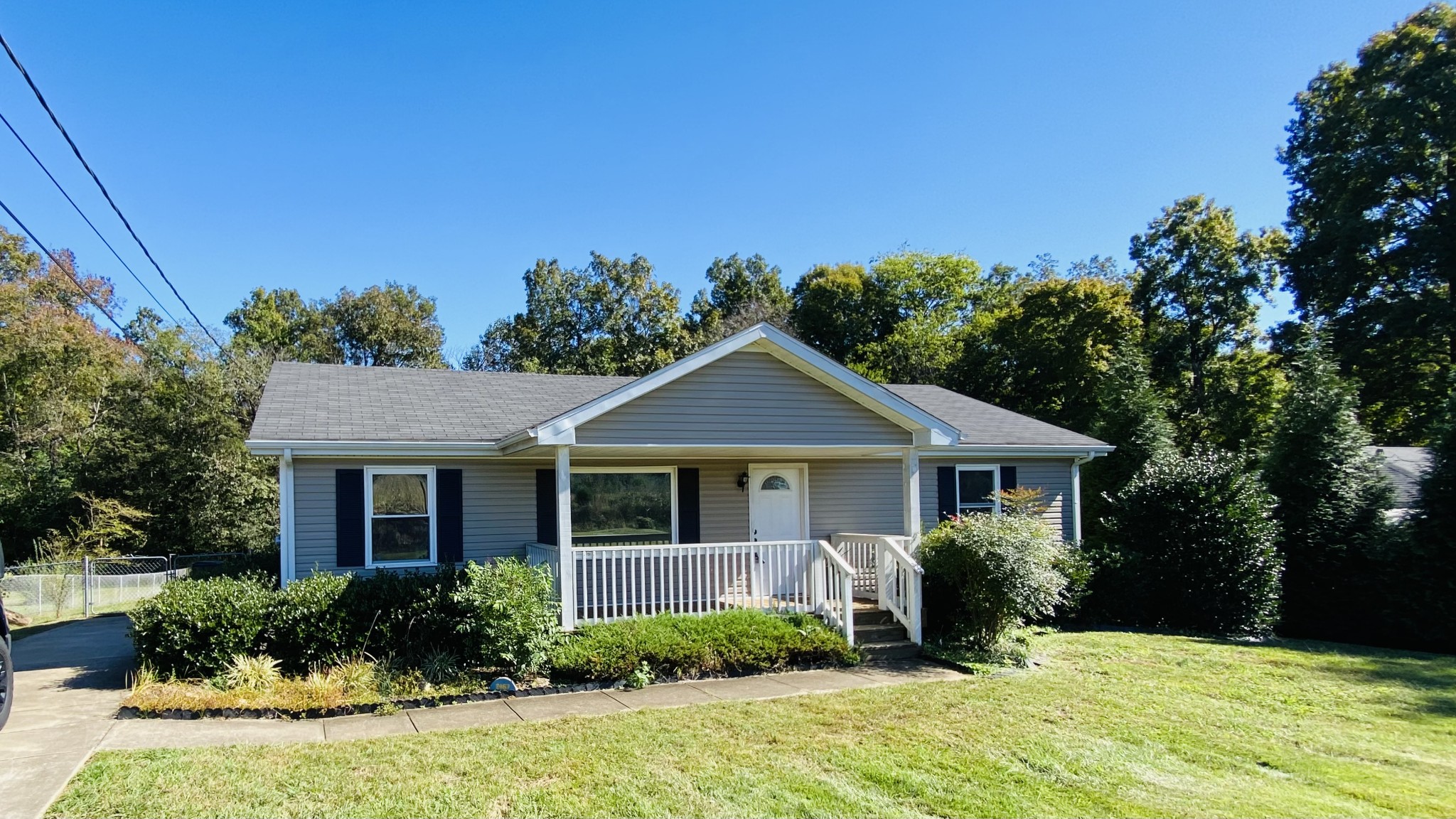 2467 Whitfield Road Clarksville, TN 37040 - Photo 1 of 17