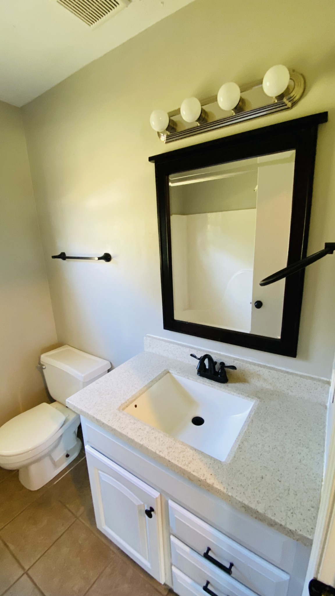 2467 Whitfield Road Clarksville, TN 37040 - Photo 14 of 17