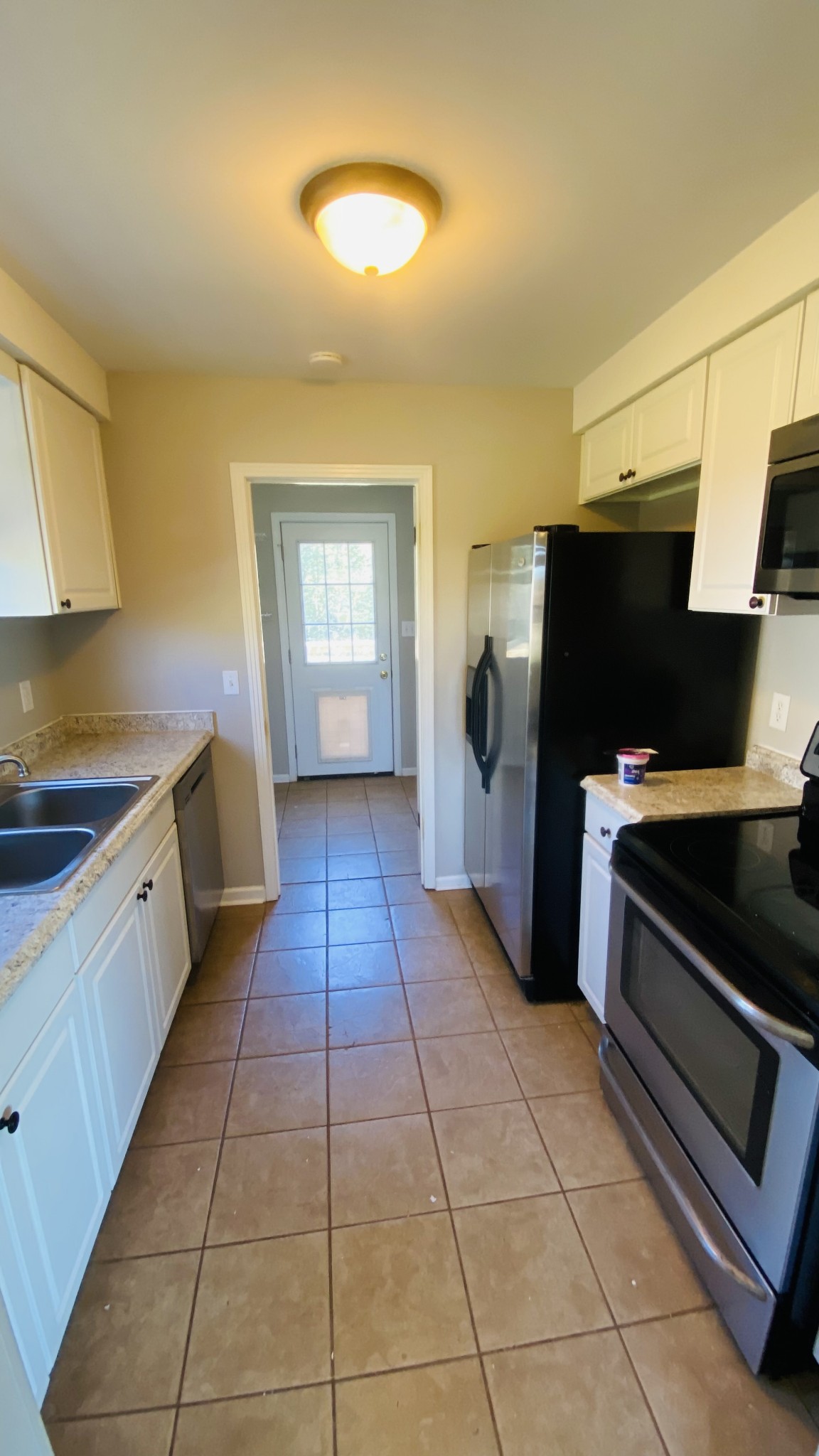 2467 Whitfield Road Clarksville, TN 37040 - Photo 5 of 17