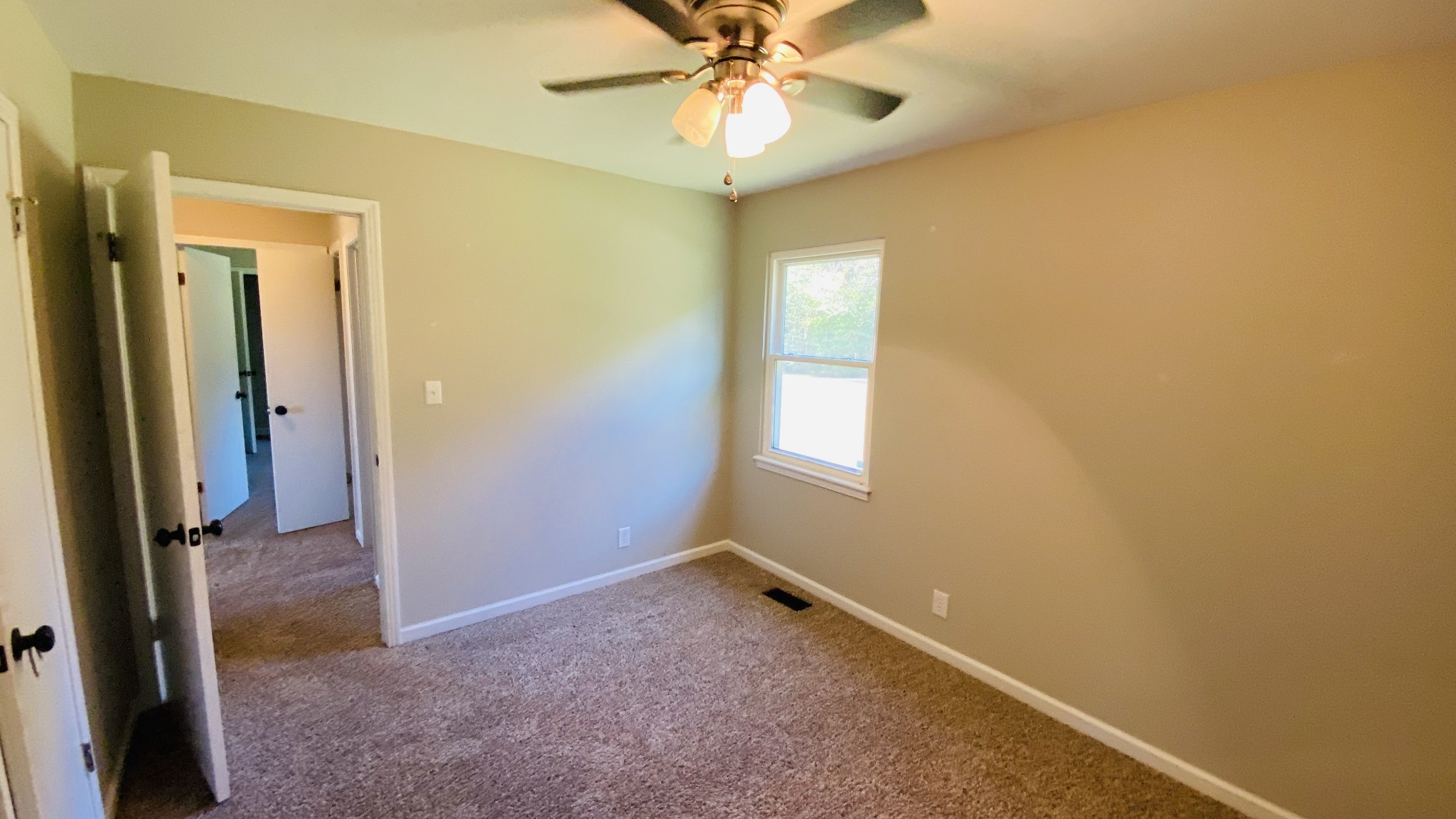 2467 Whitfield Road Clarksville, TN 37040 - Photo 10 of 17