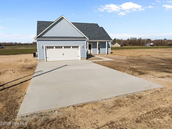 $319,000 | 128 Ida Whaley Drive, Beulaville, NC 28518