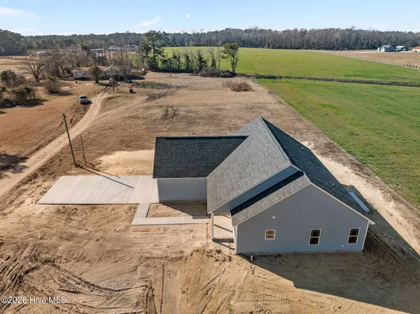 $319,000 | 128 Ida Whaley Drive, Beulaville, NC 28518