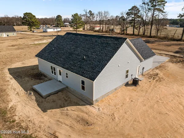 $319,000 | 128 Ida Whaley Drive, Beulaville, NC 28518