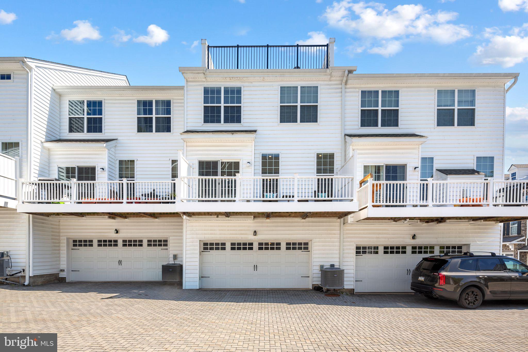 103 Murray Lane Media, PA 19063 - Photo 30 of 31 Charming townhome with rooftop deck.