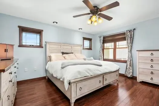 $975,000 | 16195 # 2 Coy, Viola, WI 54664