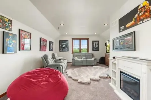 $975,000 | 16195 # 2 Coy, Viola, WI 54664