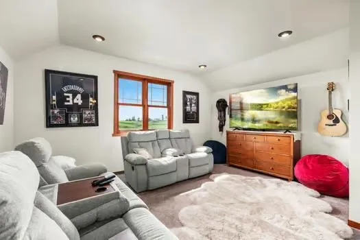 $975,000 | 16195 # 2 Coy, Viola, WI 54664