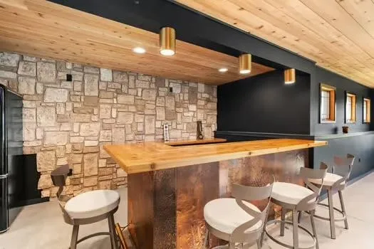 $975,000 | 16195 # 2 Coy, Viola, WI 54664