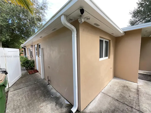 $1,199 | 13275 Northeast 4th Avenue, Unit NORTH, North Miami, FL 33161