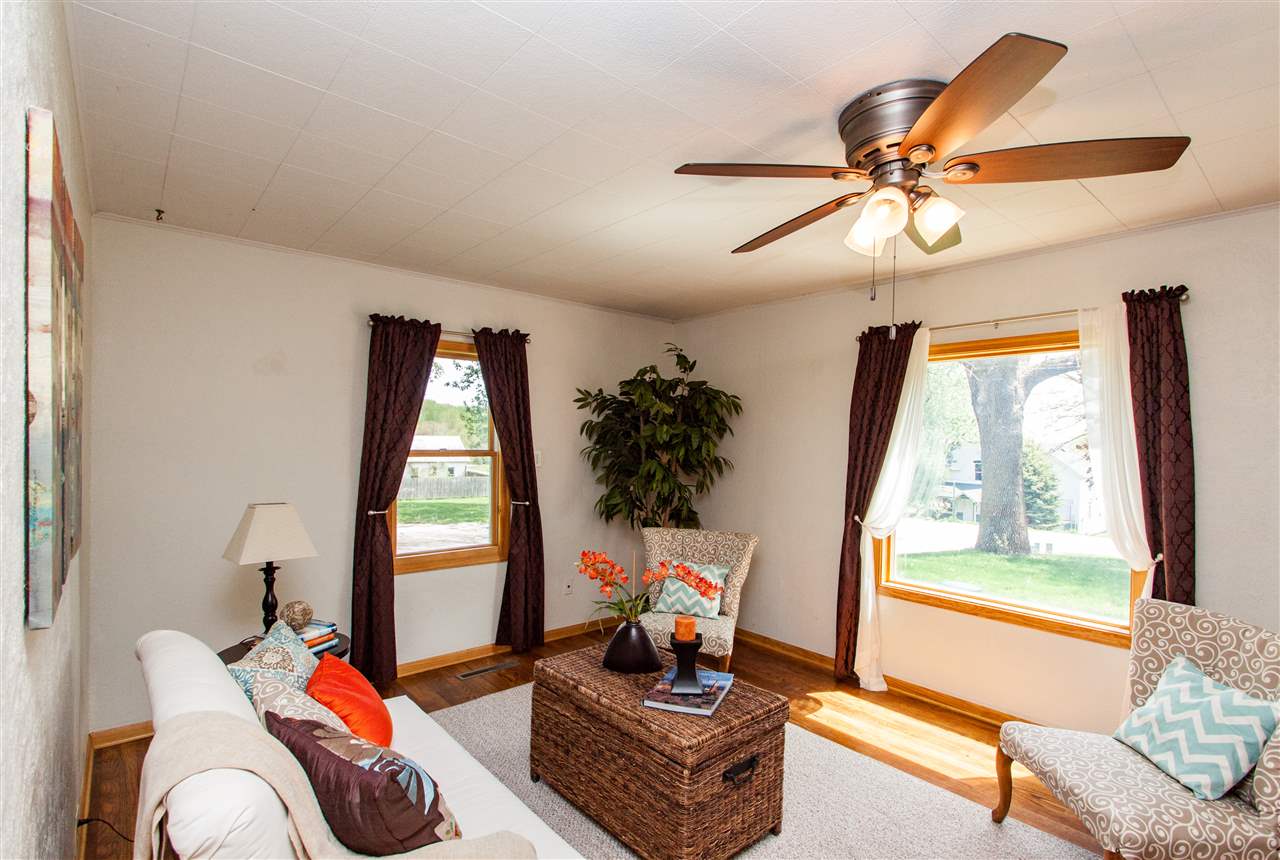 1446 Angle Road Southwest Kalona, IA 52247 - Photo 7 of 25 Gallery Image 7