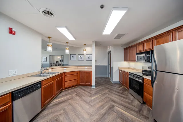 $440,000 | 4100 South Lake Drive, Unit 208, St. Francis, WI 53235