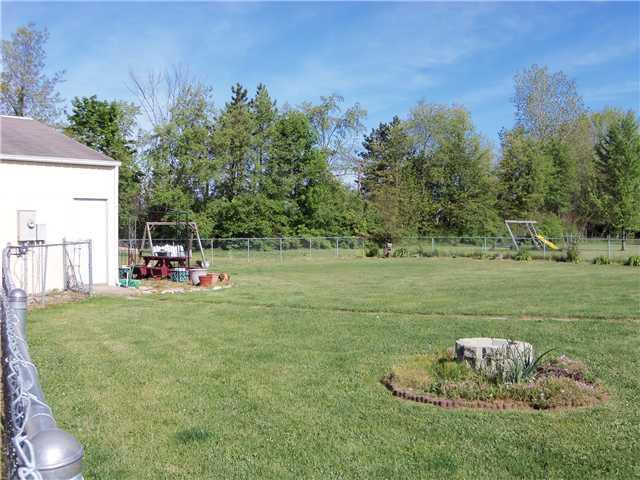 1215 Layton Road Anderson, IN 46011 - Photo 17 of 18 Gallery Image 17