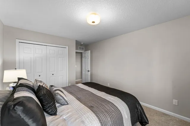 $615,000 | 10706 28th Court Northeast, St. Michael, MN 55376