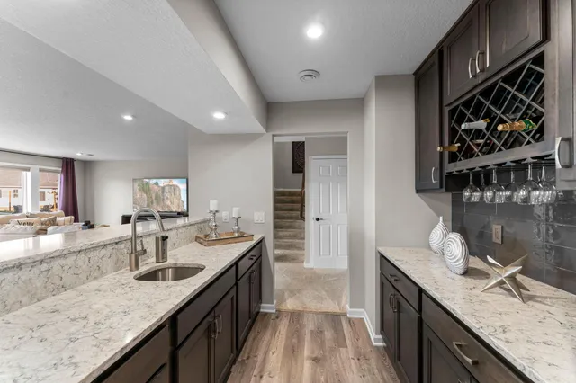 $615,000 | 10706 28th Court Northeast, St. Michael, MN 55376