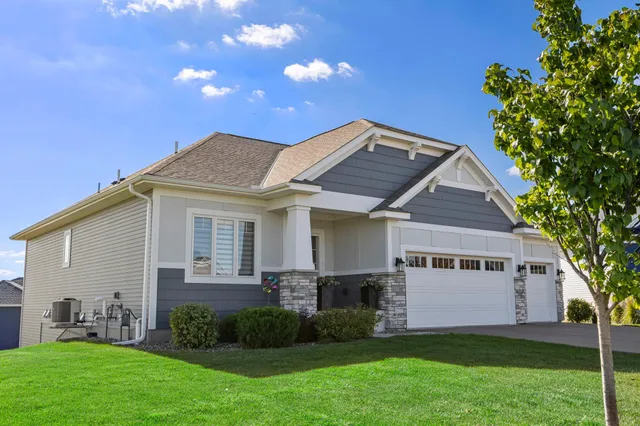 $615,000 | 10706 28th Court Northeast, St. Michael, MN 55376