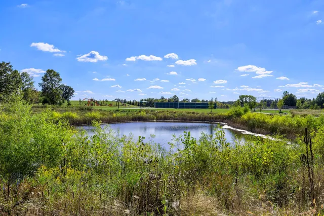 $615,000 | 10706 28th Court Northeast, St. Michael, MN 55376