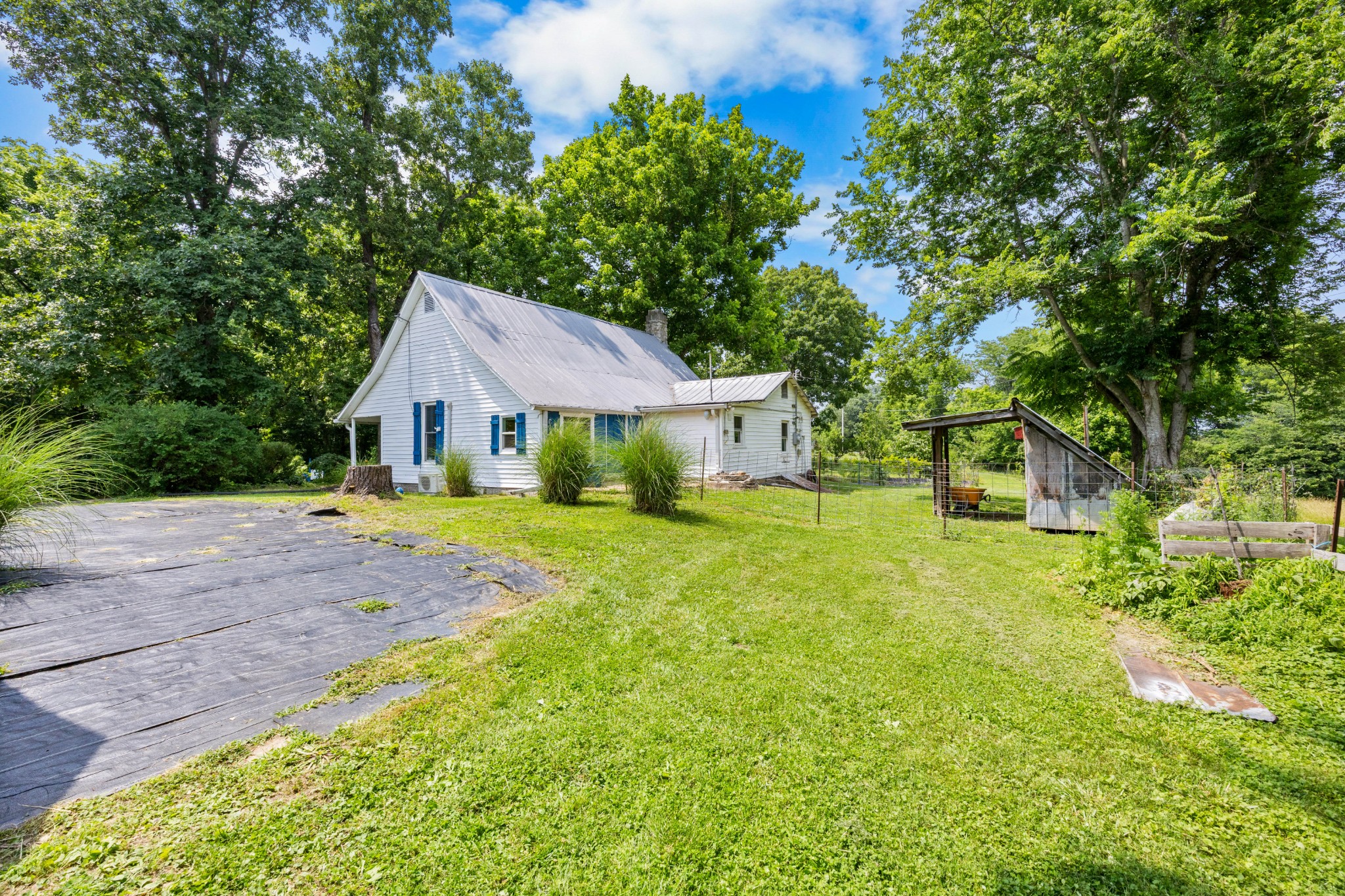 379 Gunson Ridge Road Cumberland City, TN 37050 - Photo 24 of 26 Gallery Image 24