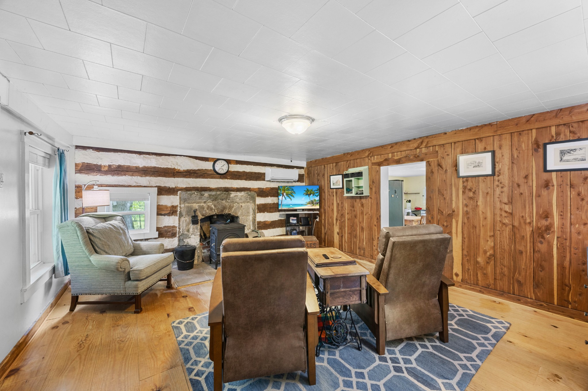379 Gunson Ridge Road Cumberland City, TN 37050 - Photo 8 of 26 Gallery Image 8