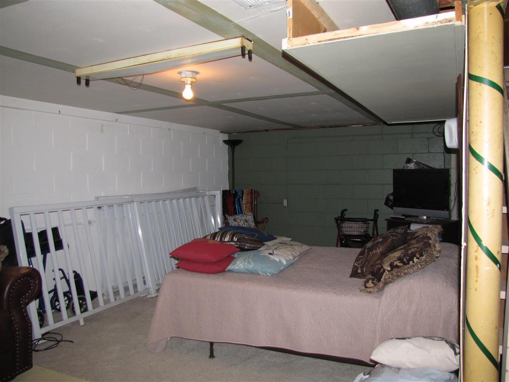 1015 Robin Road Springfield, OH 45503 - Photo 18 of 36