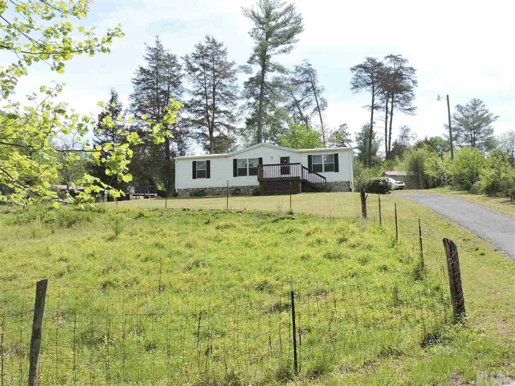 2579 Grant Road Hudson, NC 28638 - Photo 9 of 19 Gallery Image 9