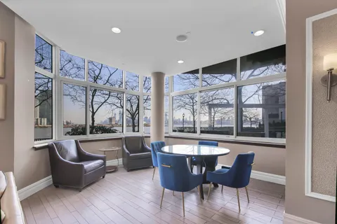 $1,410,000 | 20 2nd Street, Unit 1909X, Jersey City, NJ 07302