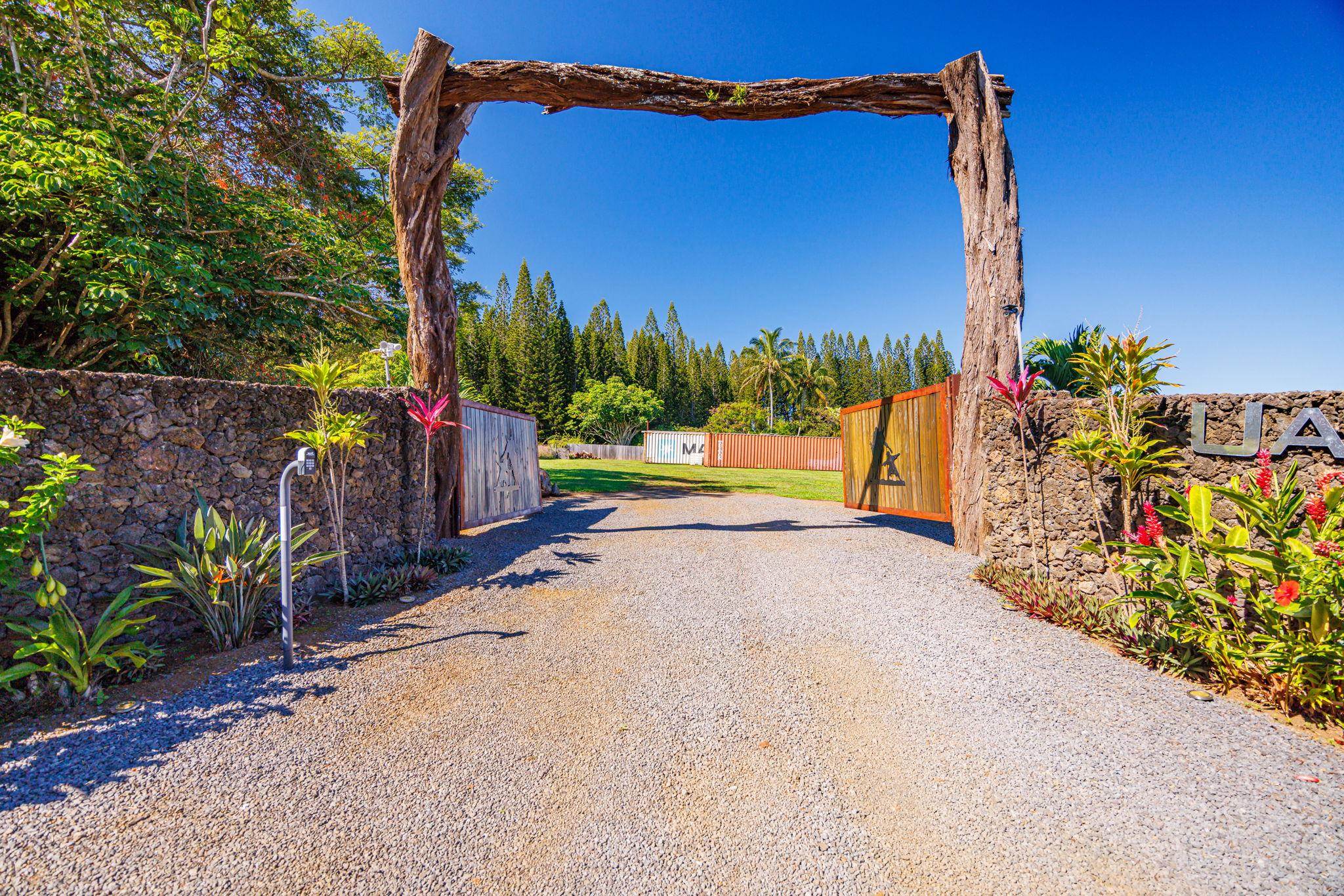 300 Mehana Road, Unit B Haiku, HI 96708 - Photo 20 of 46
