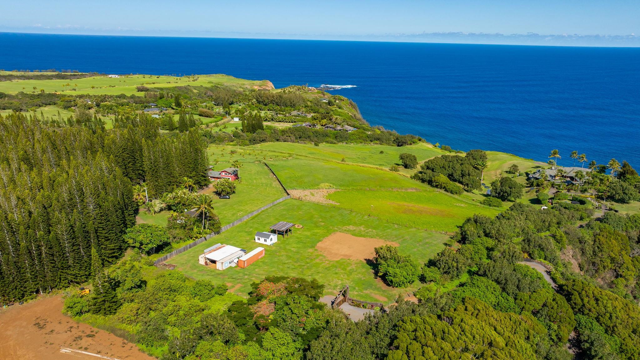 300 Mehana Road, Unit B Haiku, HI 96708 - Photo 23 of 46