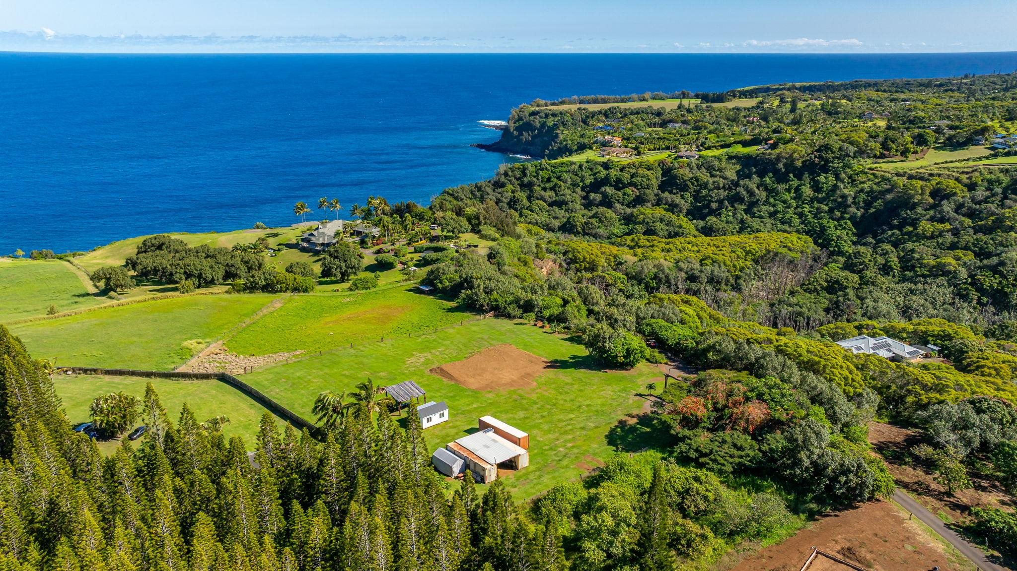300 Mehana Road, Unit B Haiku, HI 96708 - Photo 28 of 46