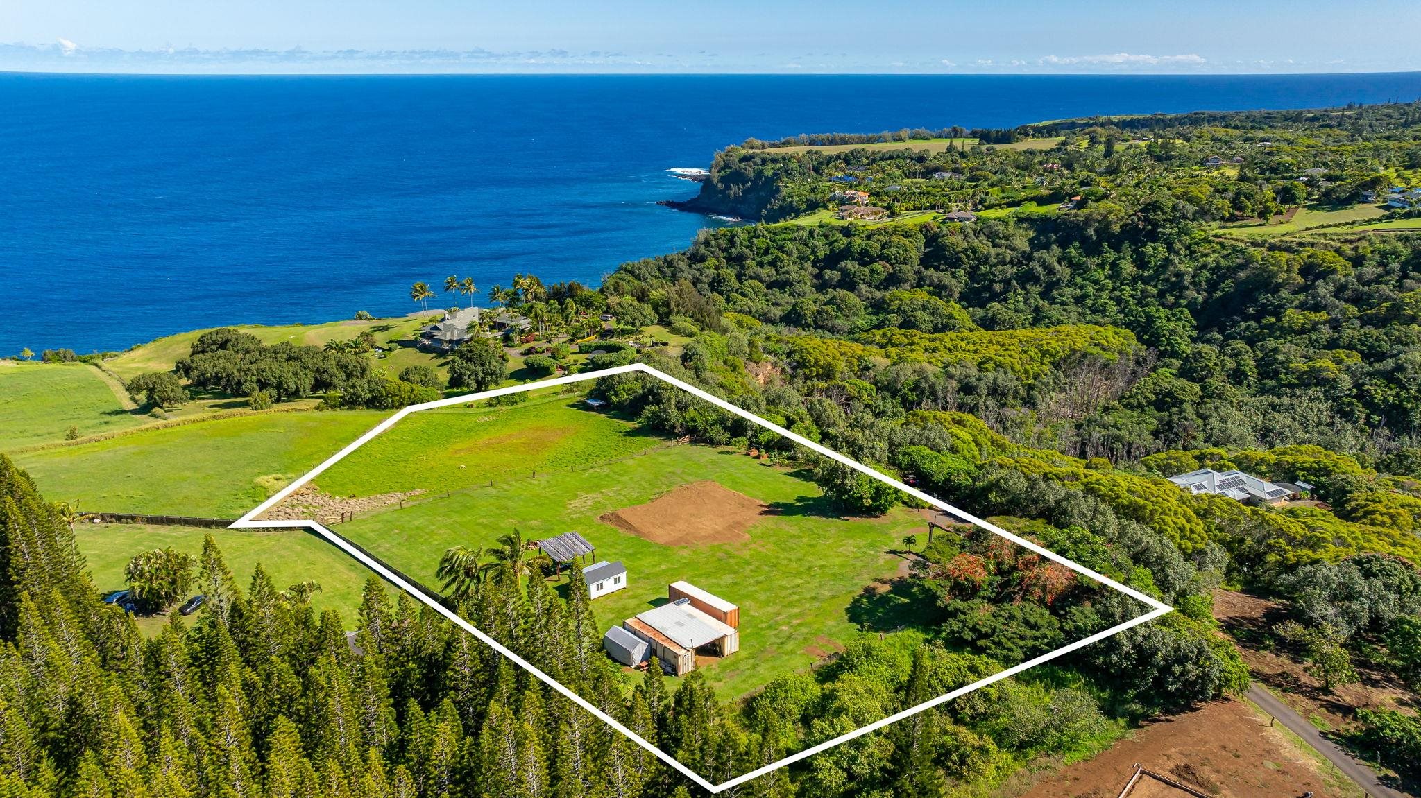 300 Mehana Road, Unit B Haiku, HI 96708 - Photo 29 of 46