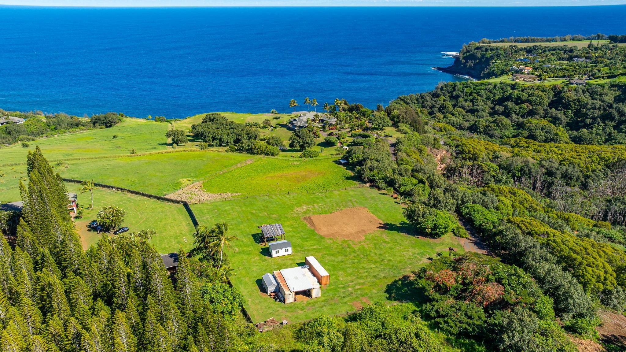 300 Mehana Road, Unit B Haiku, HI 96708 - Photo 5 of 46