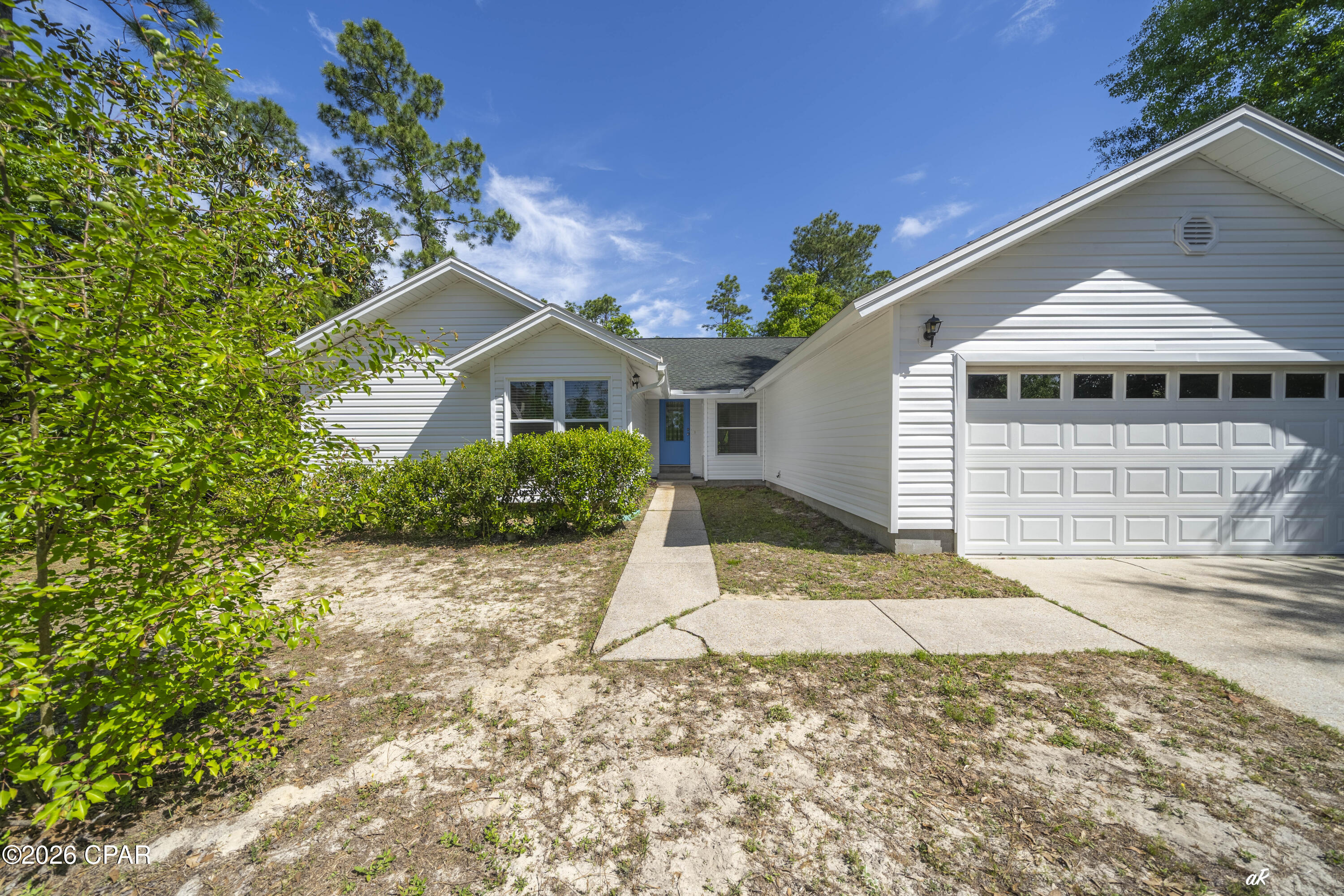 2511 Commander Road Southport, FL 32409 - Photo 5 of 32 Gallery Image 5