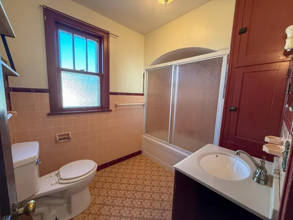 $235,000 | 435 Harrison Street, Lewiston, MN 55952
