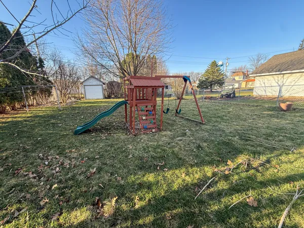 $235,000 | 435 Harrison Street, Lewiston, MN 55952
