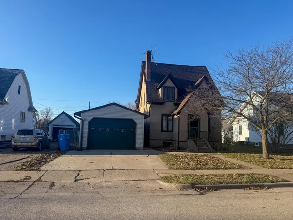 $235,000 | 435 Harrison Street, Lewiston, MN 55952