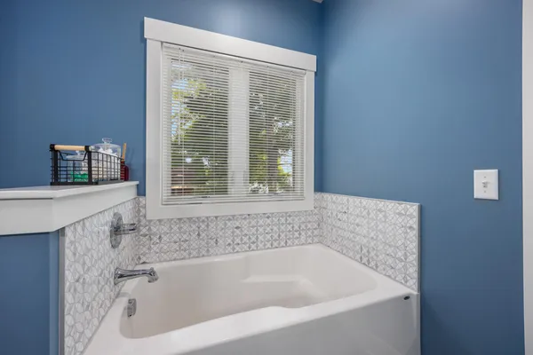 $784,900 | 8106 Shenandoah Lane, Howard City, MI 49329