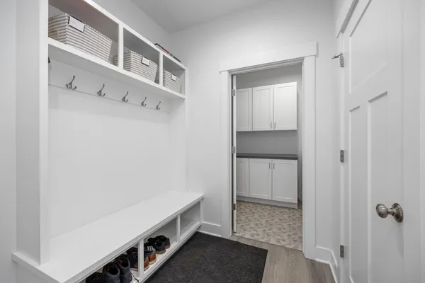 $784,900 | 8106 Shenandoah Lane, Howard City, MI 49329