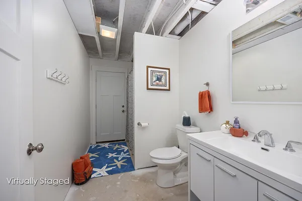 $784,900 | 8106 Shenandoah Lane, Howard City, MI 49329