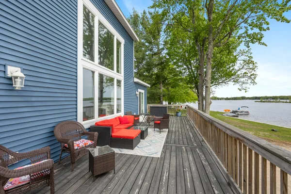 $784,900 | 8106 Shenandoah Lane, Howard City, MI 49329