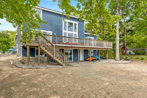 $784,900 | 8106 Shenandoah Lane, Howard City, MI 49329