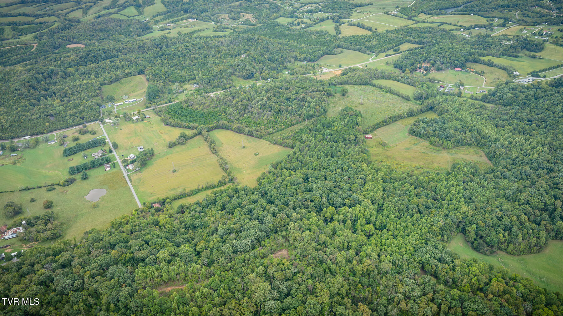 6245 Baileyton Road Greeneville, TN 37745 - Photo 12 of 41 111