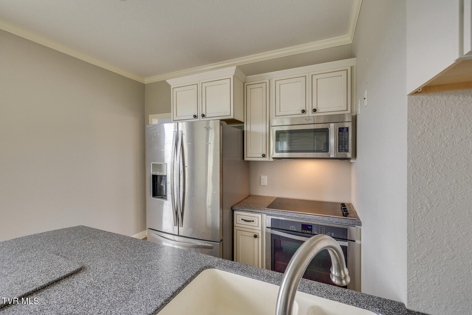 6245 Baileyton Road Greeneville, TN 37745 - Photo 24 of 41 008